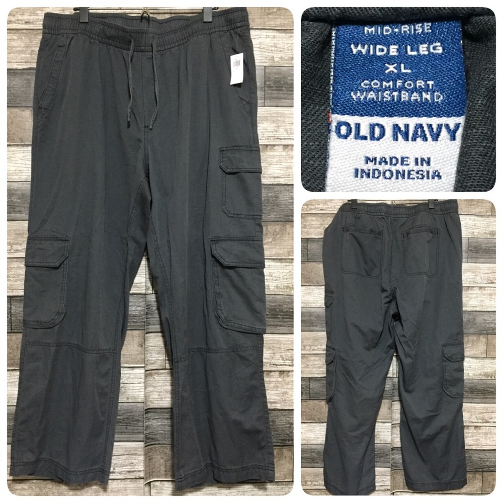 Old Navy Wide Leg Cargo Pants in Charcoal Gray